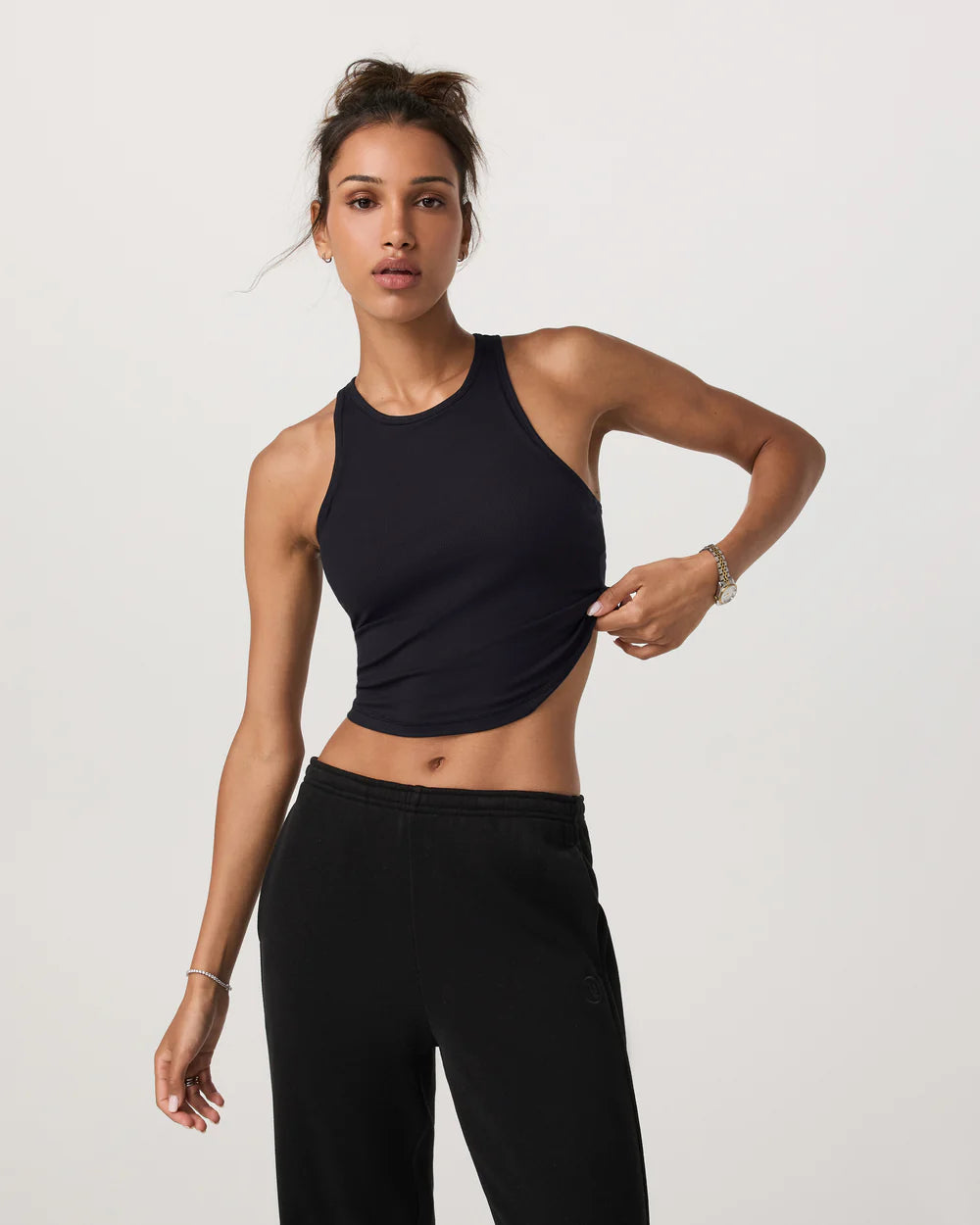 Pose Plyo Tank