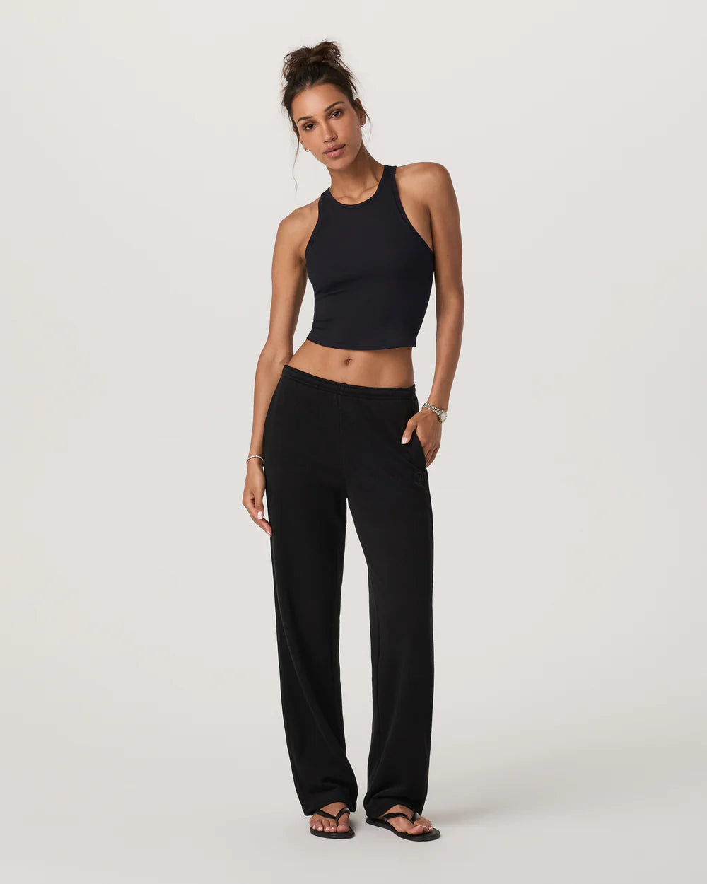 Pose Plyo Tank