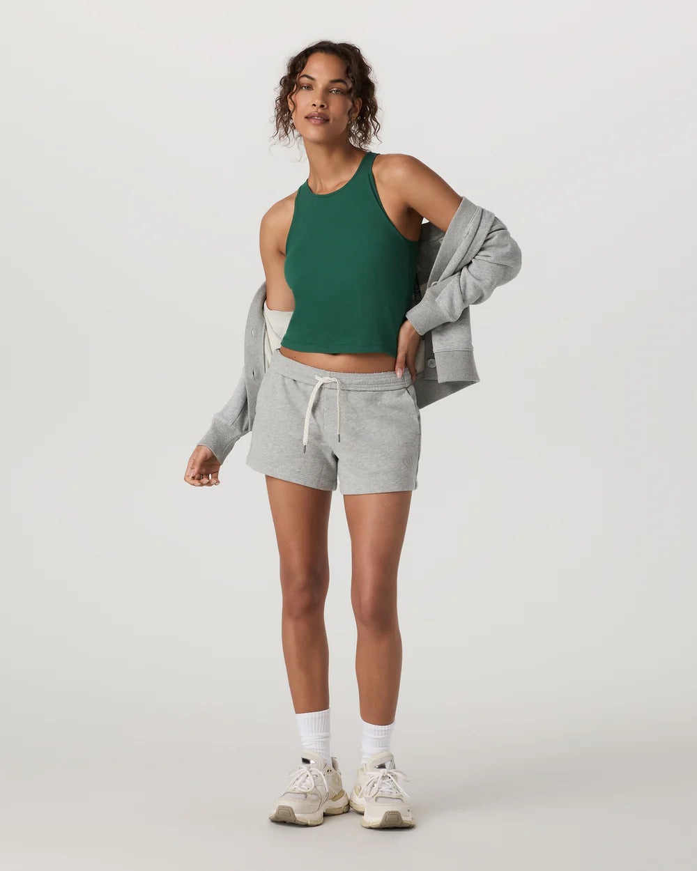 Pose Plyo Tank